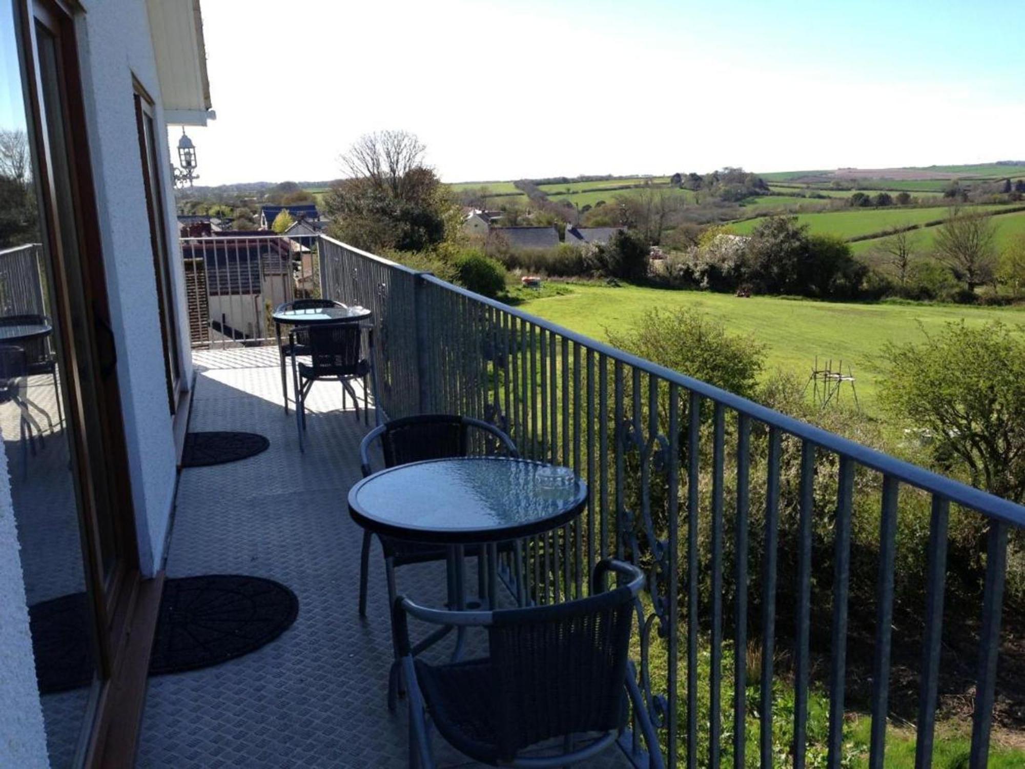 Room In Guest Room - Orchard Manor, Fore Street, Nr Truro Exterior photo